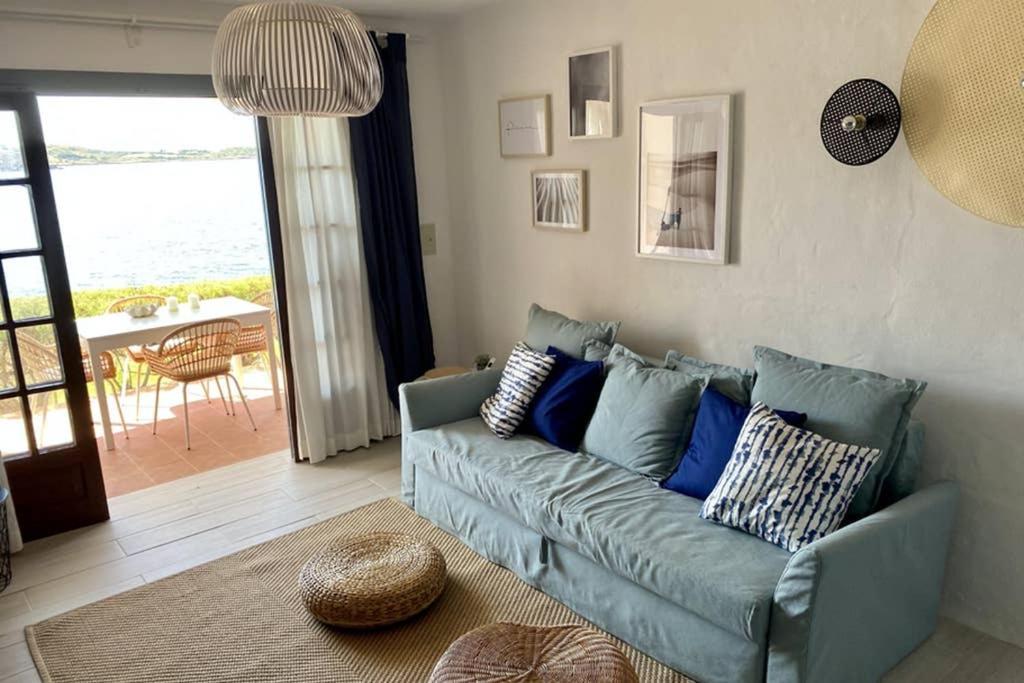 Апартаменты Miravent Terraza Y Jardin Frente Al Mar Menorca Форнельс Экстерьер фото